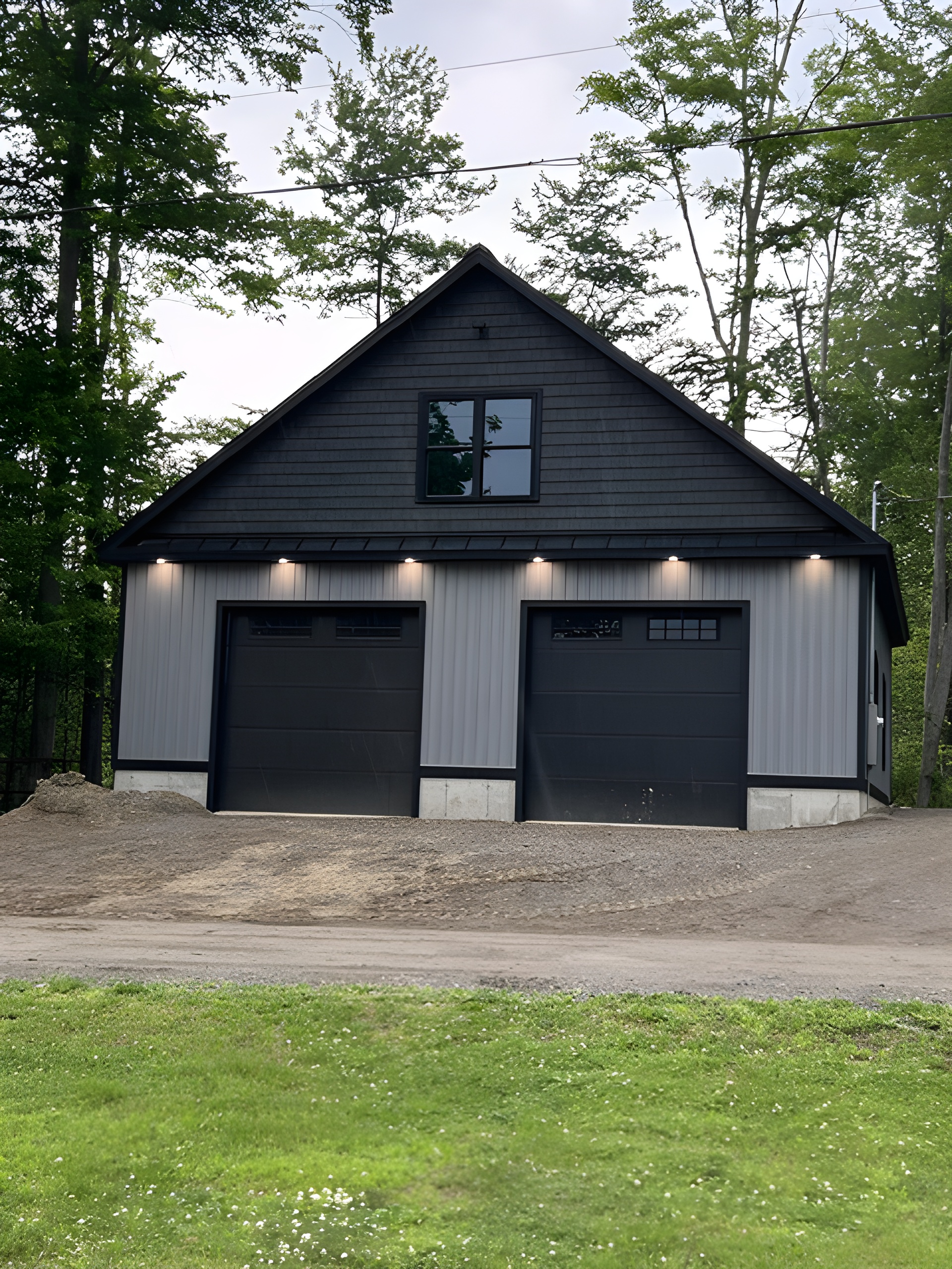 Two-bay garage in Hermon, Maine